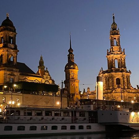 Ferienwohnungen Landeskrone Dresda Esterno foto